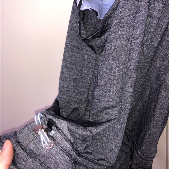 Lululemon Tank 🍋 - Picture 5 of 6